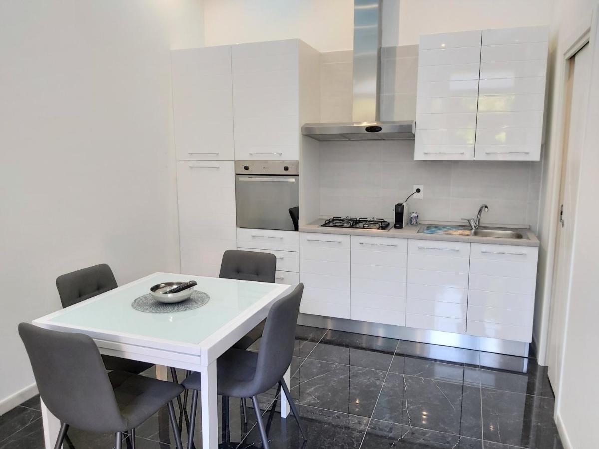 Sant'orsola Apartment *