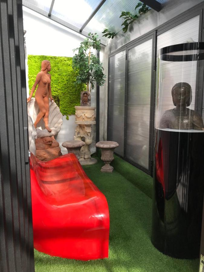 The Butcher-ducati And Airport Blq Apartment *
