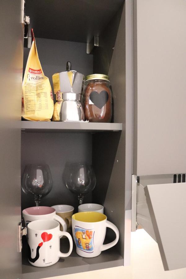 Sun Apartment *