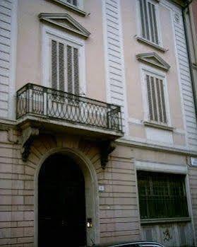 Acomodação com café da manhã  Casa Ilaria 3*
