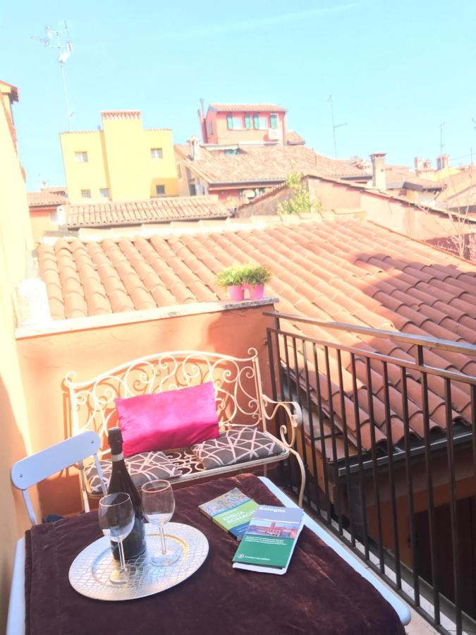 Falcone 22 *