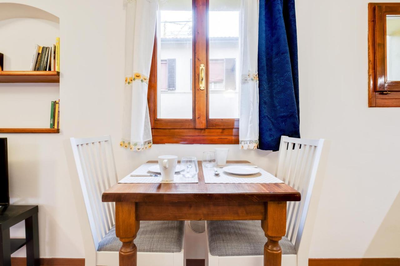 Apartment Tra Le Due Torri E Piazza Santo Stefano *