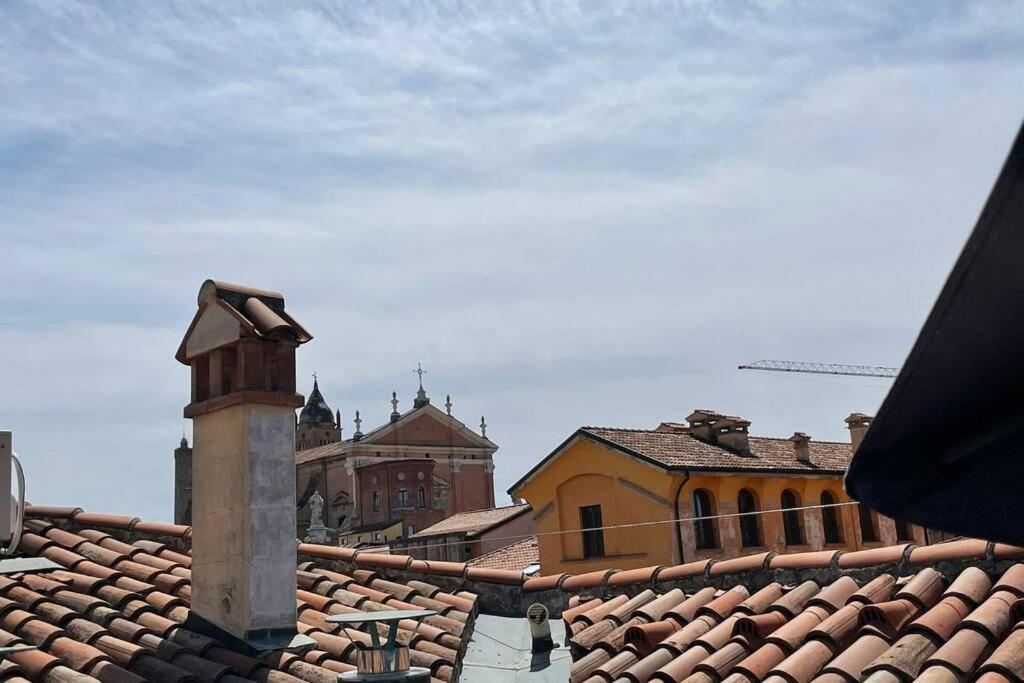 Tuate Rooftop *