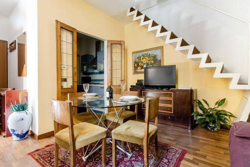 Gamberini House - Private Garden Apartment