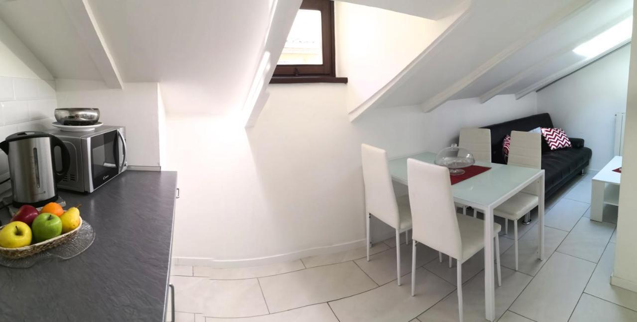3-tourist House Bologna-mansarda - Self Check-in Apartment