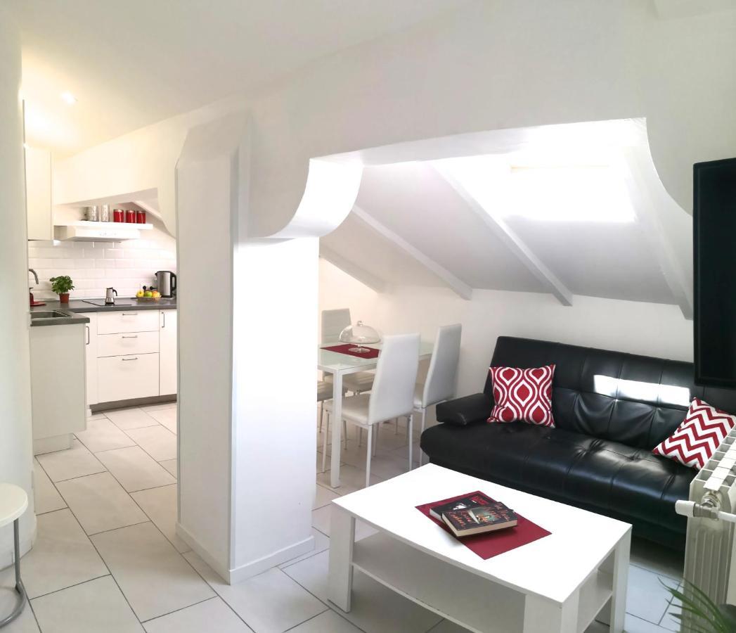 3-tourist House Bologna-mansarda - Self Check-in Apartment Bologna