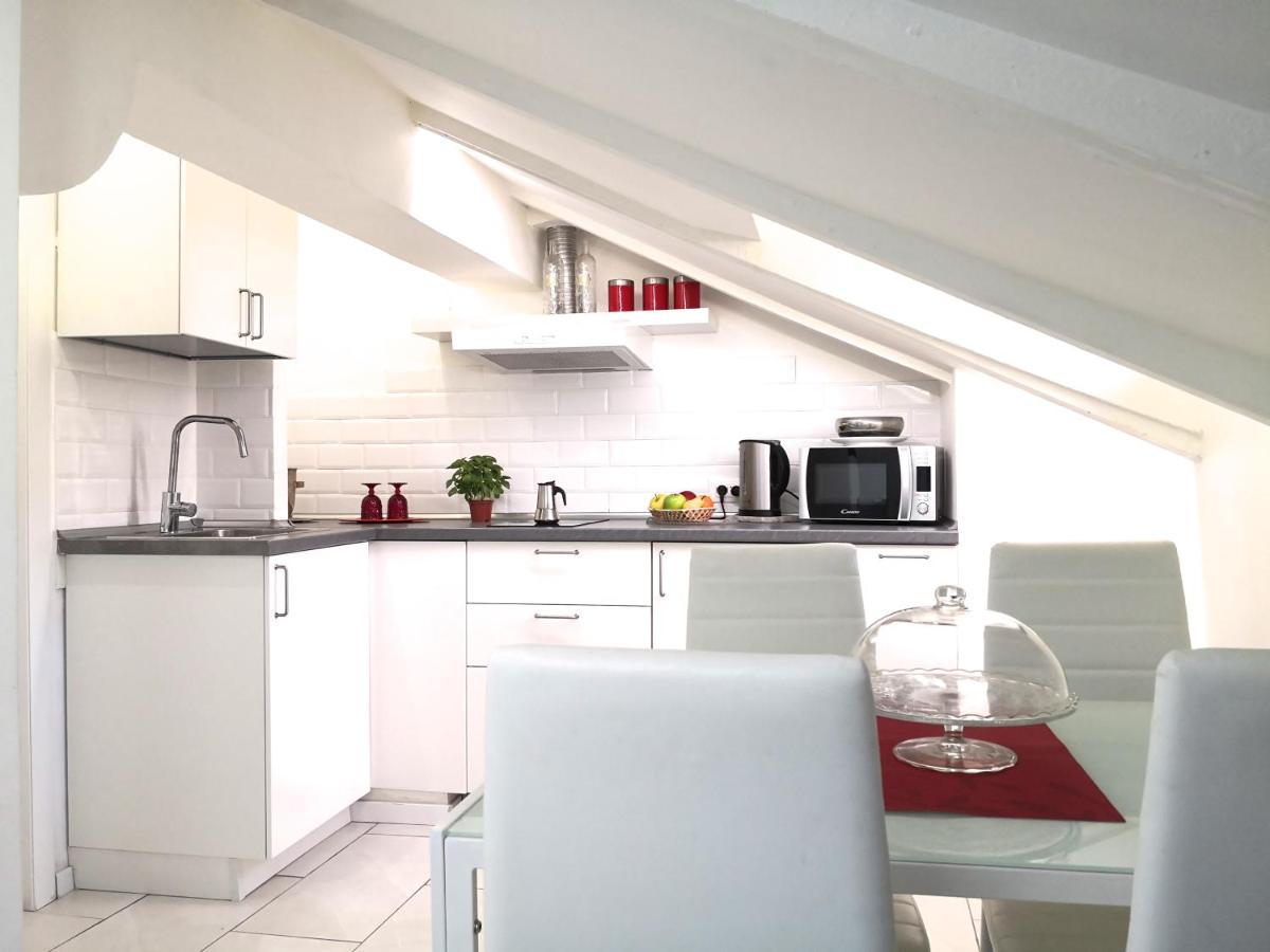 3-tourist House Bologna-mansarda - Self Check-in