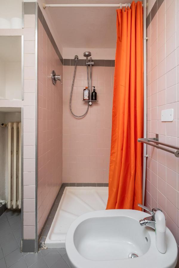 Apartment La Mansarda Di Via Zamboni By Wonderful Italy *