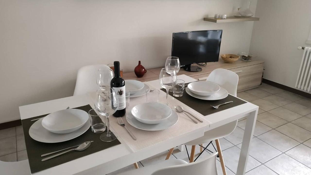 Parri 33 Fiera 4+1 Guest Parking On Demand