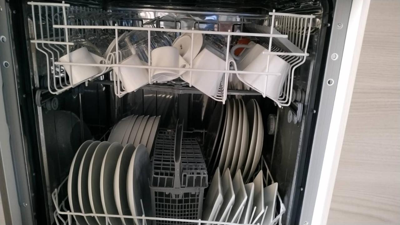 Apartment Parri 33 Fiera 4+1 Guest Parking On Demand Bologna