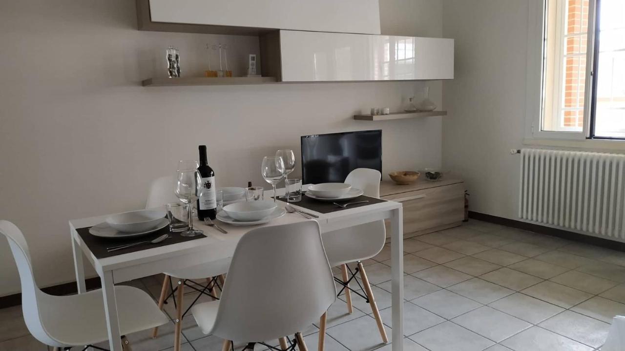 Parri 33 Fiera 4+1 Guest Parking On Demand Apartamento Bolonha