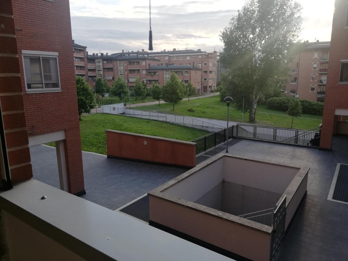 Parri 33 Fiera 4+1 Guest Parking On Demand Apartamento