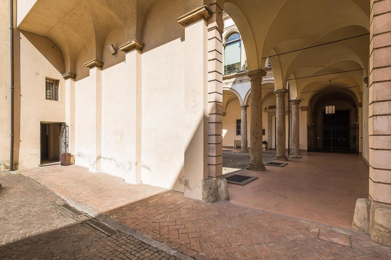A Due Passi Dalle Torri By Wonderful Italy * Bolonha