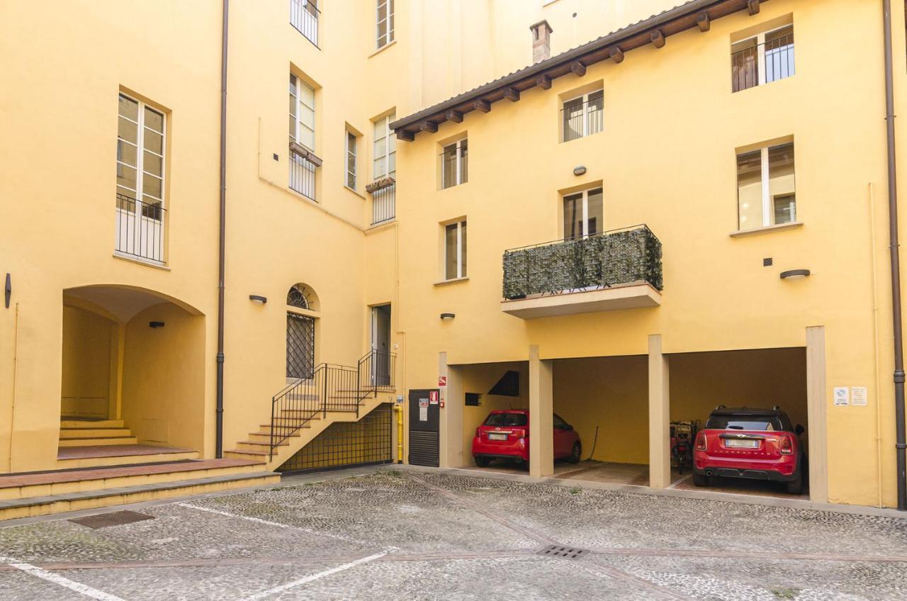 Apartment Casa Bocchi, Luxury In Historical Palace Bologna