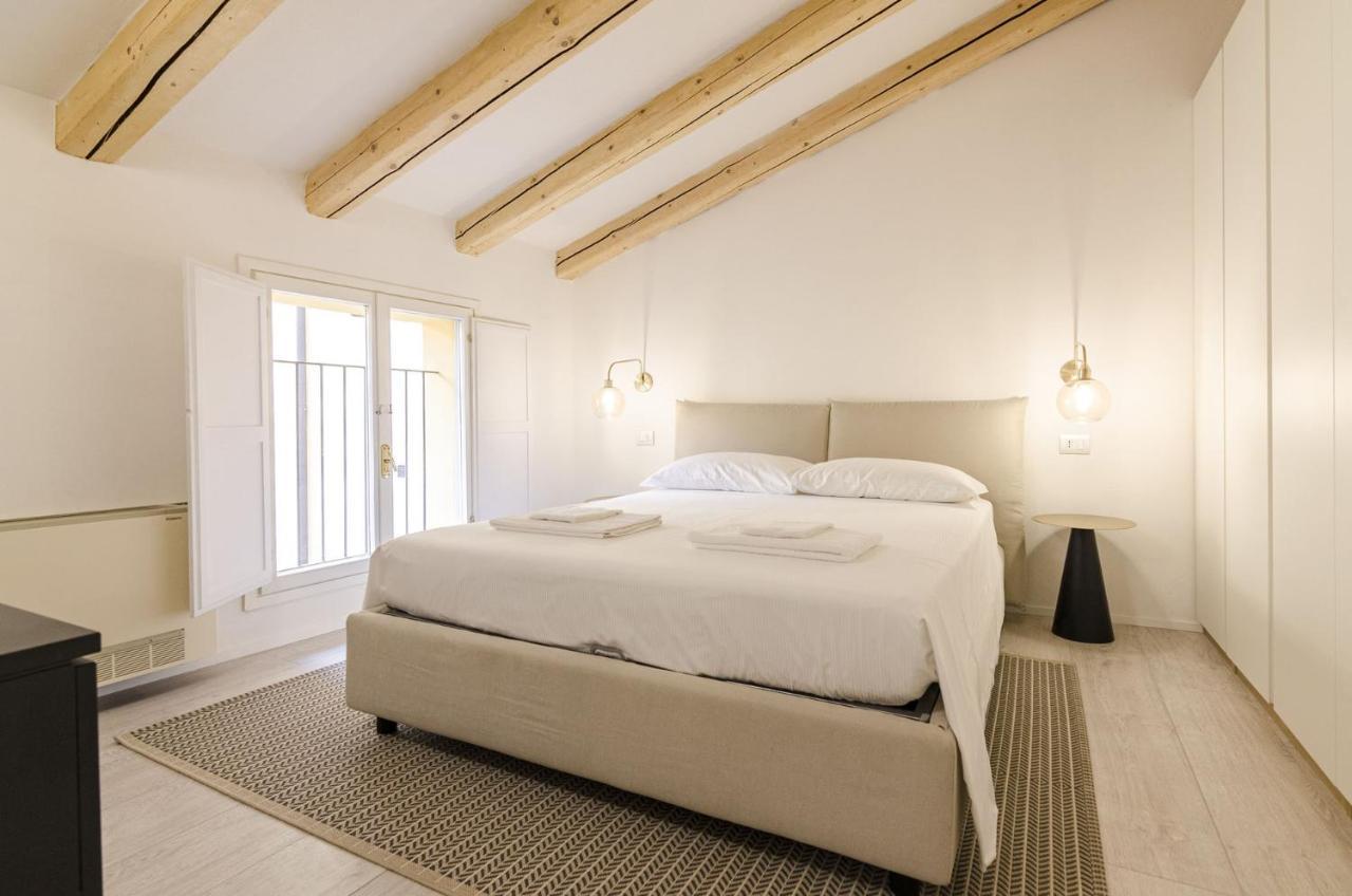 Casa Bocchi, Luxury In Historical Palace