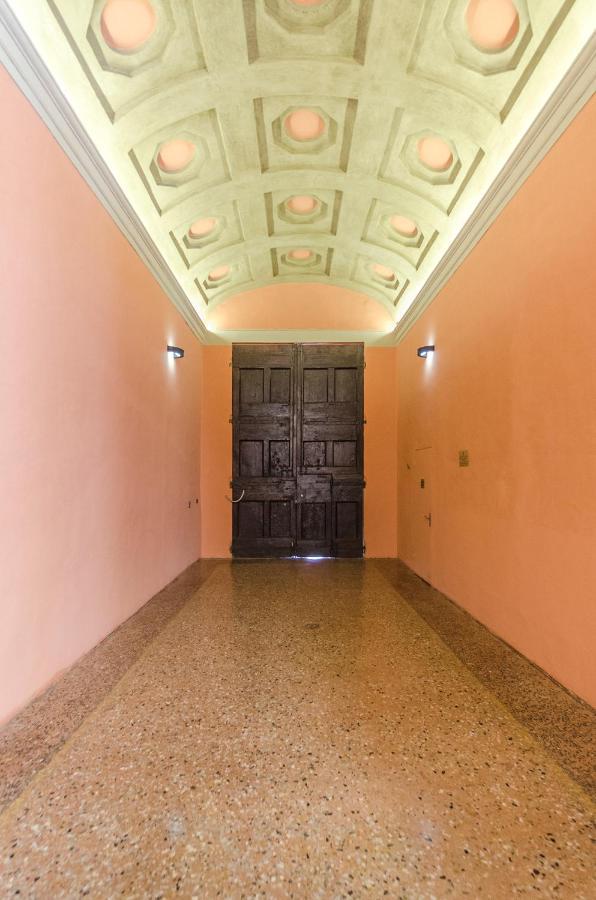 Casa Bocchi, Luxury In Historical Palace Bologna