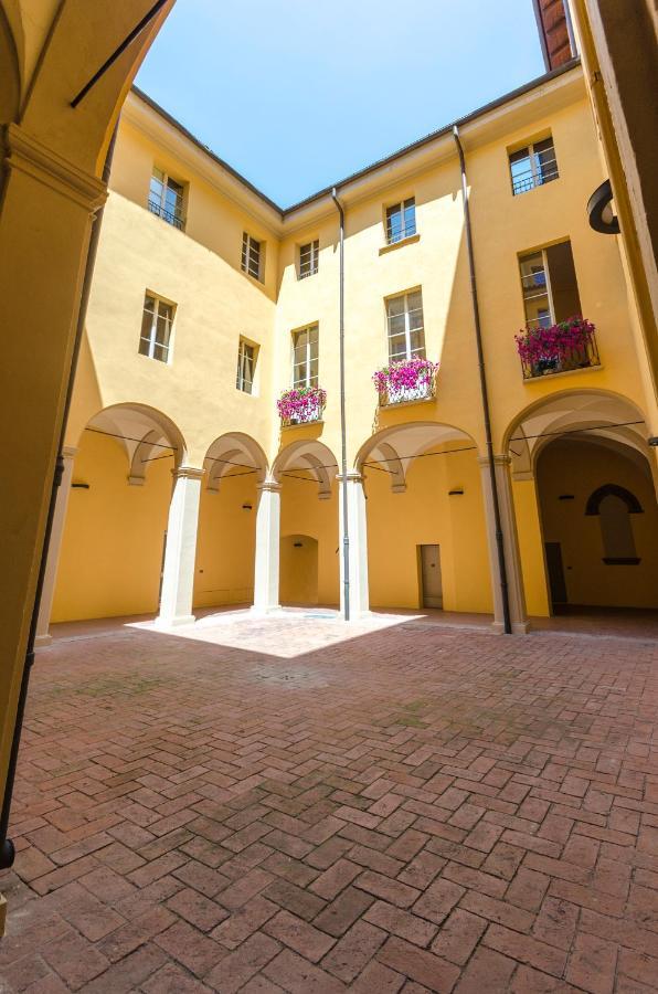 Casa Bocchi, Luxury In Historical Palace Apartment Bologna