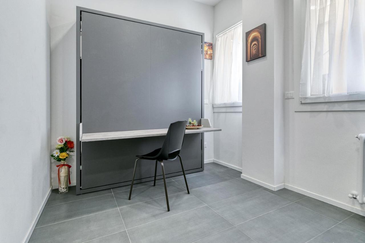 Bologna Centro Suite Ugo Lenzi, 6 *