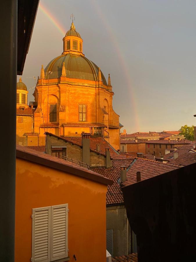 Urbanicooh San Petronio - Torre Asinelli View