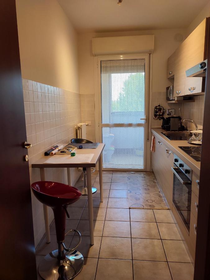 Apartamento Parri 33 Fiera 4+1 Guest Parking On Demand Bolonha
