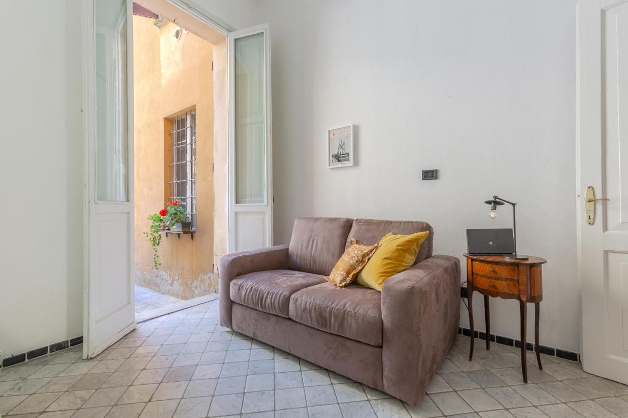 Tra Centro E Universita' Apartment