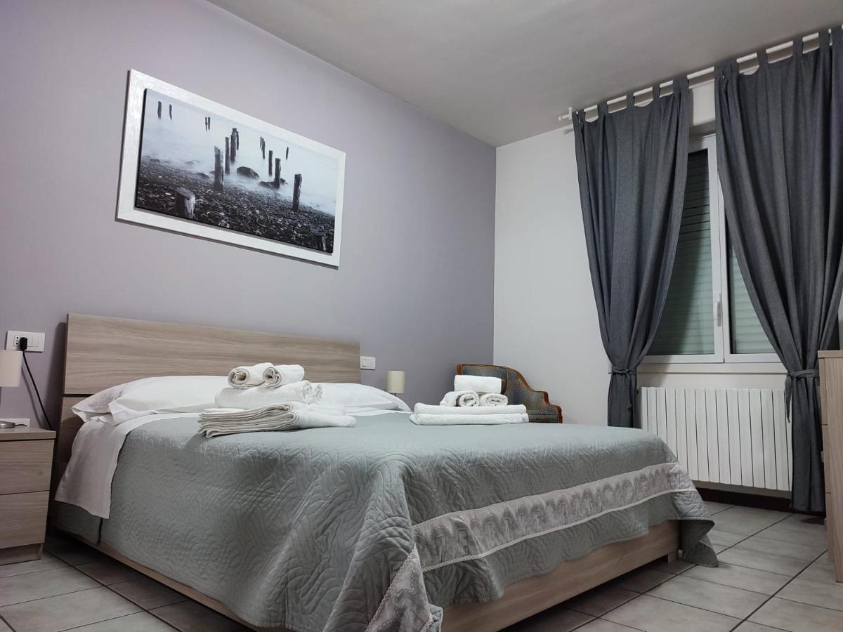 Parri 33 Fiera 4+1 Guest Parking On Demand