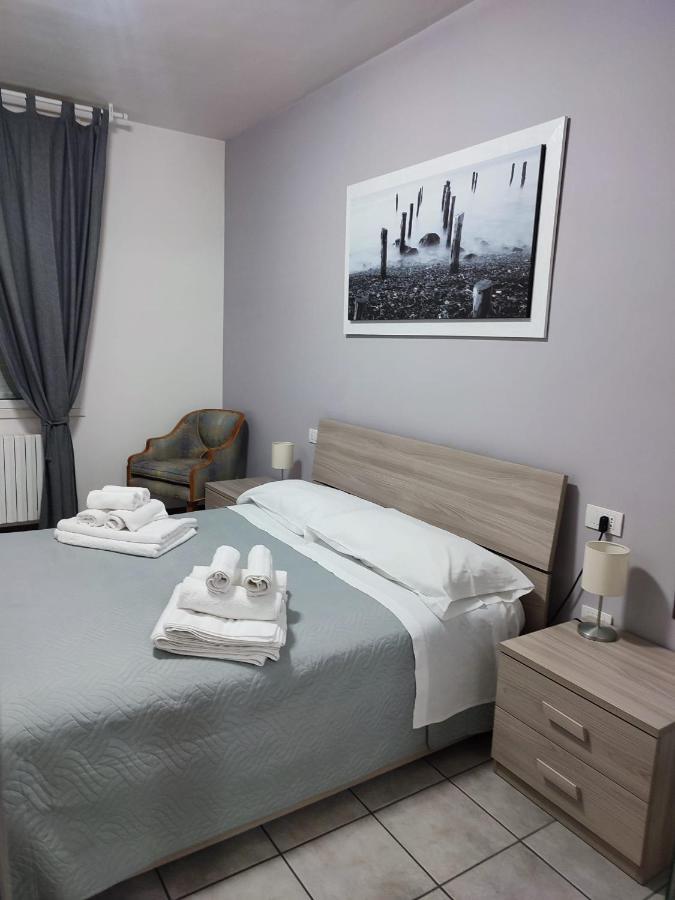 Parri 33 Fiera 4+1 Guest Parking On Demand Apartamento Bolonha
