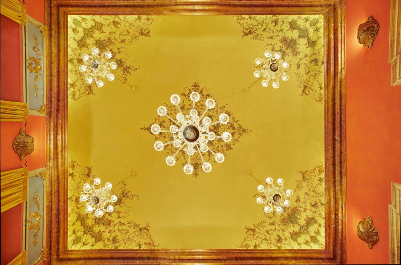 Palazzo Di Alcina - Residenza D'epoca - Luxury- Bed & Breakfast 5*