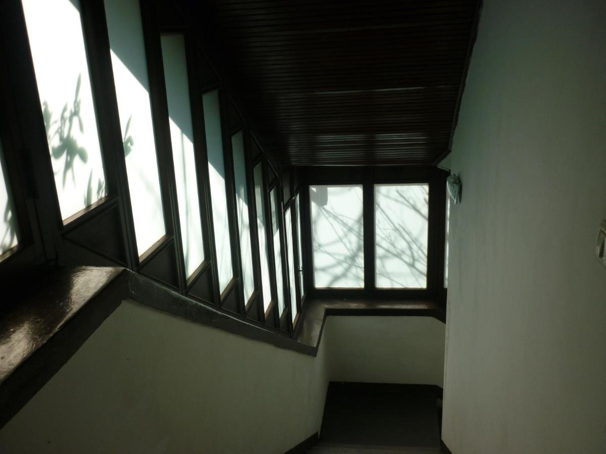 Bigari 2 *