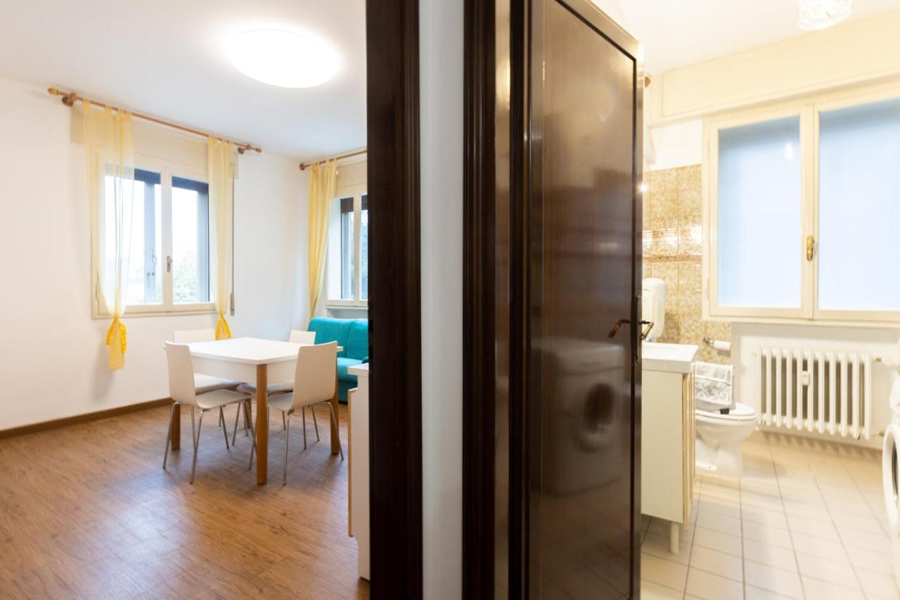 Apartment Lame, By Short Holidays *