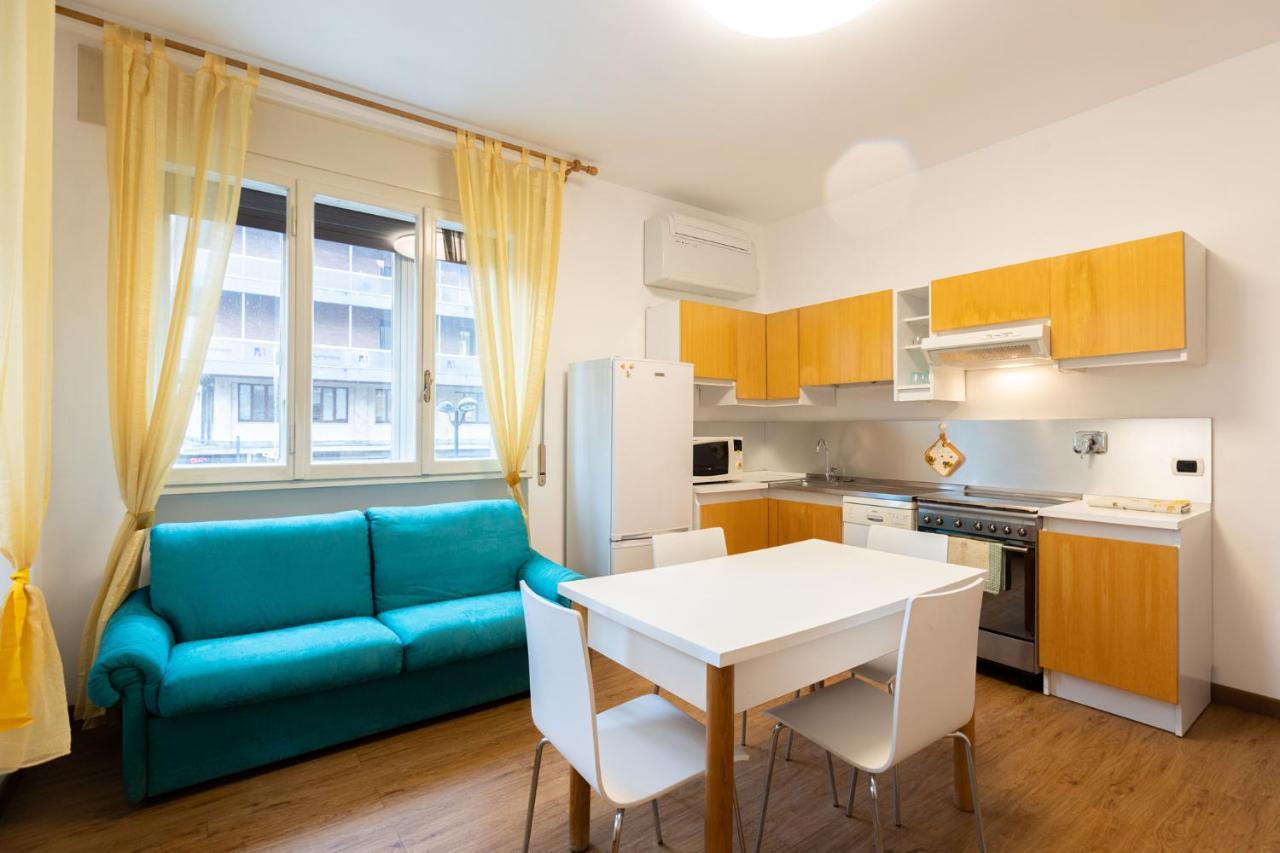 Apartment Lame, By Short Holidays *