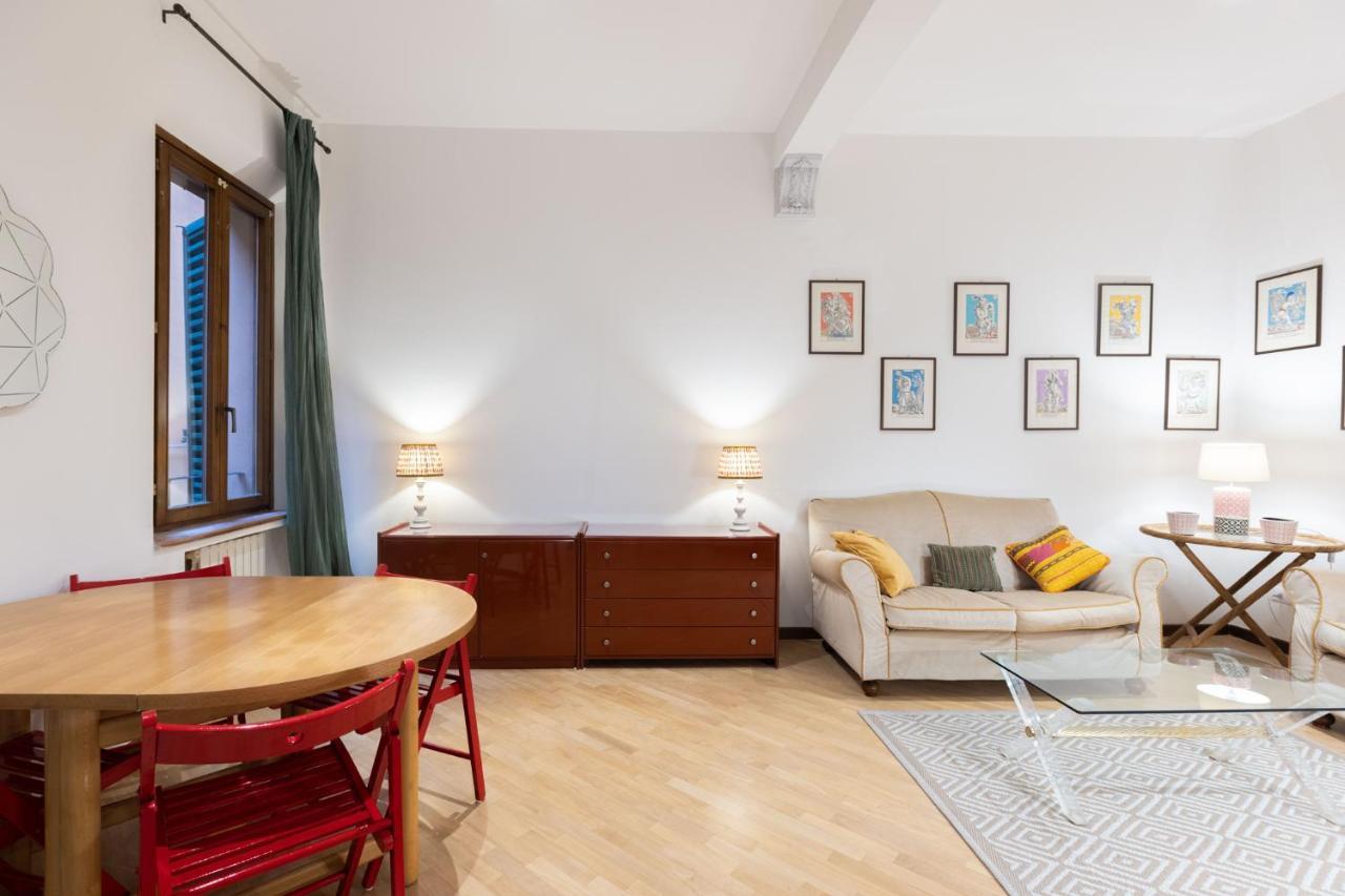 Battibecco, By Short Holidays