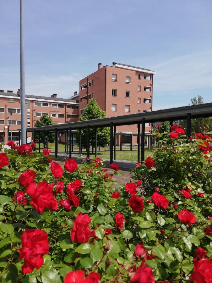 Parri 33 Fiera 4+1 Guest Parking On Demand Bolonha