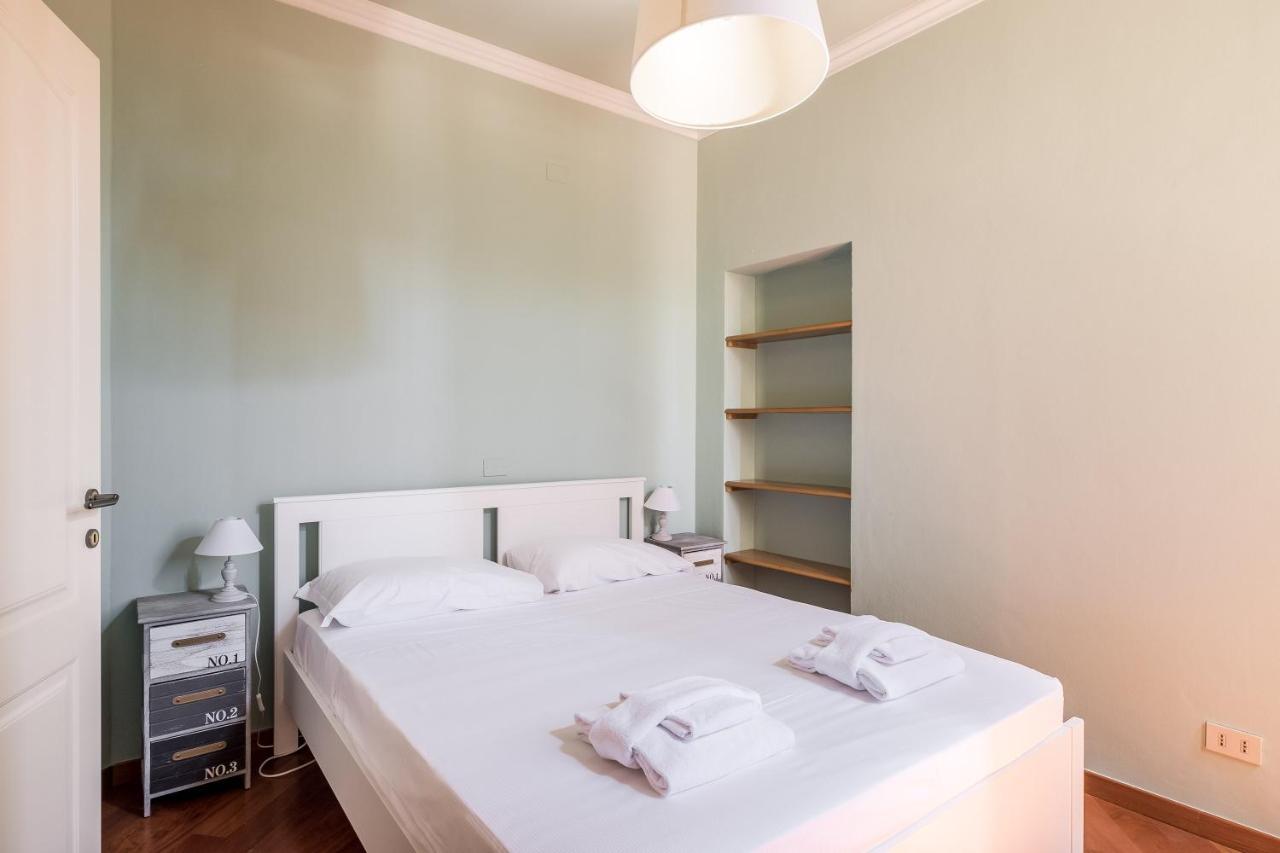 A Pochi Passi Dalla Finestrella Di Via Piella By Wonderful Italy Apartment *