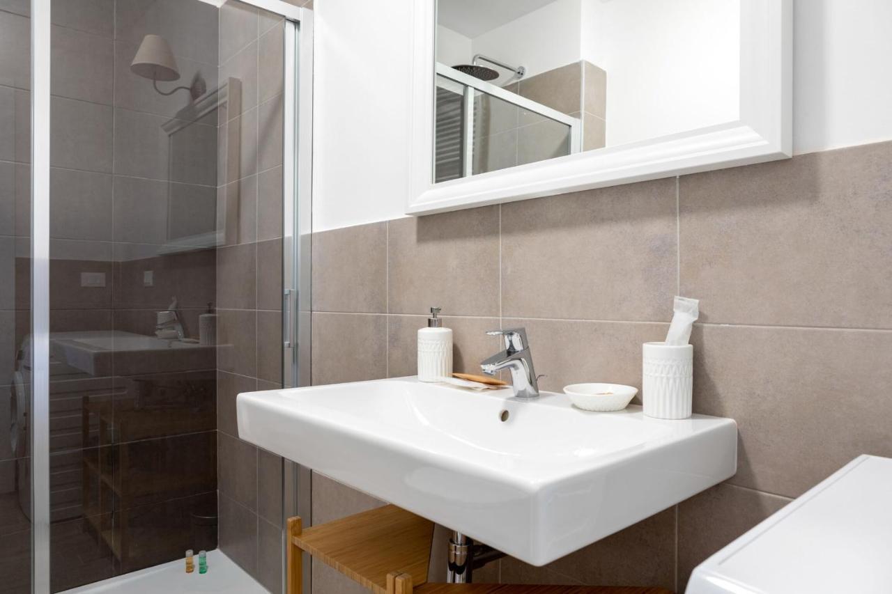 Palazzo Pedretti Halldis By Halldis Apartamento *