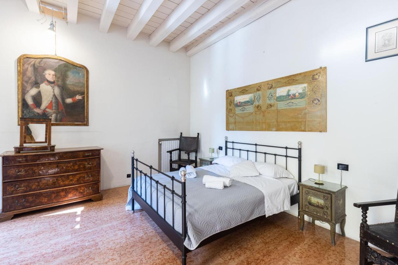 Casa de hóspedes Le Stanze Del Carro By Short Holidays 2*