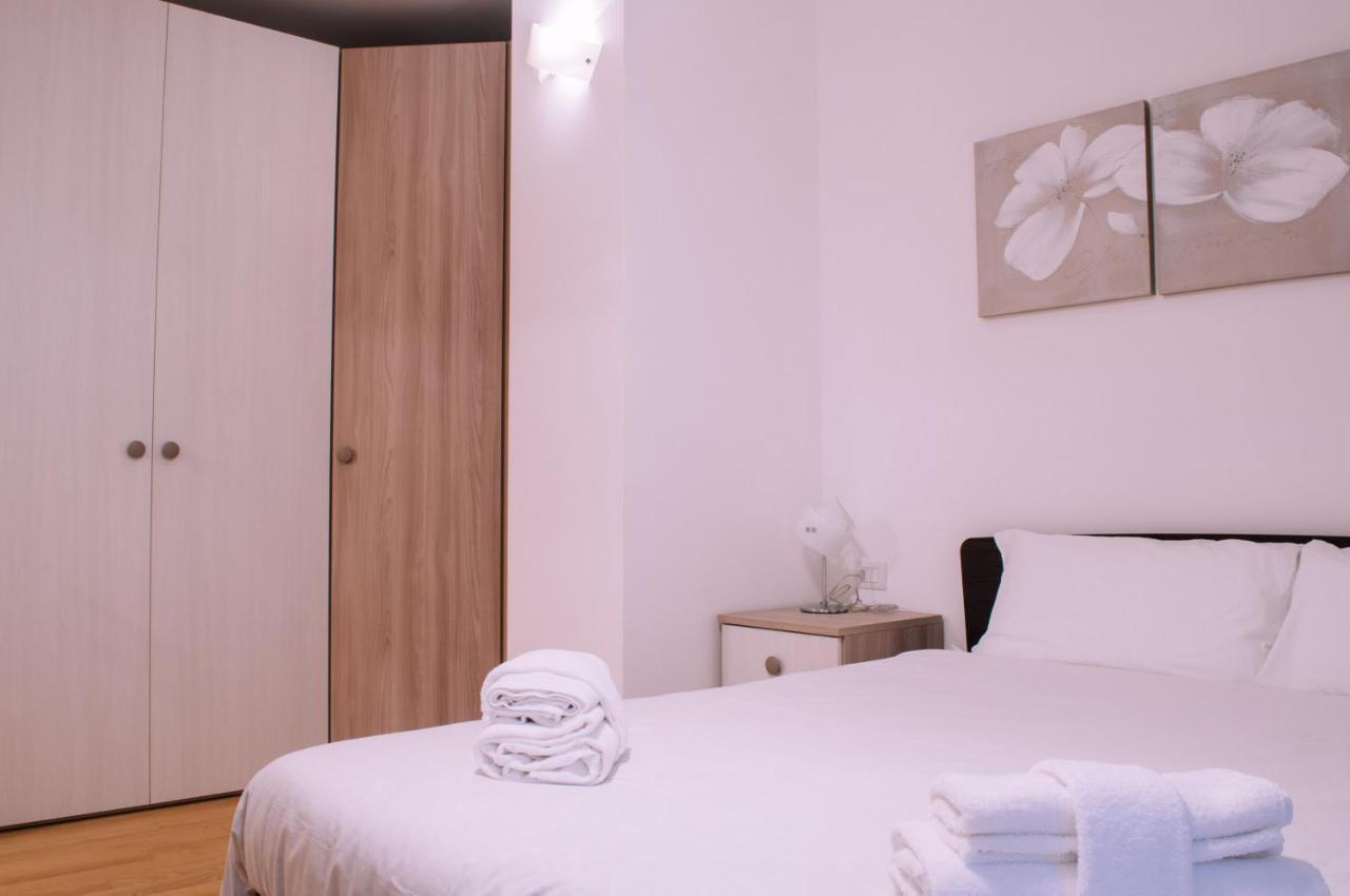 Di Design Alle Due Torri Apartment *