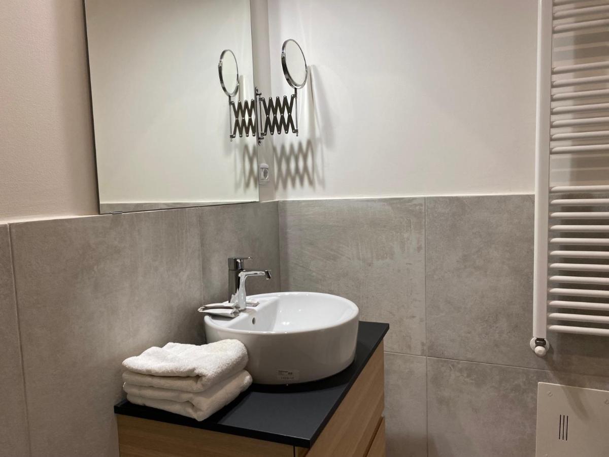 Crespi Station Apartment