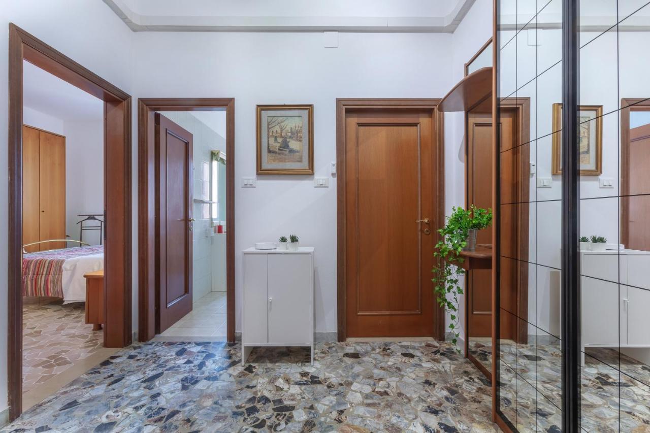 Apartment A 500 Mt Dalla Certosa