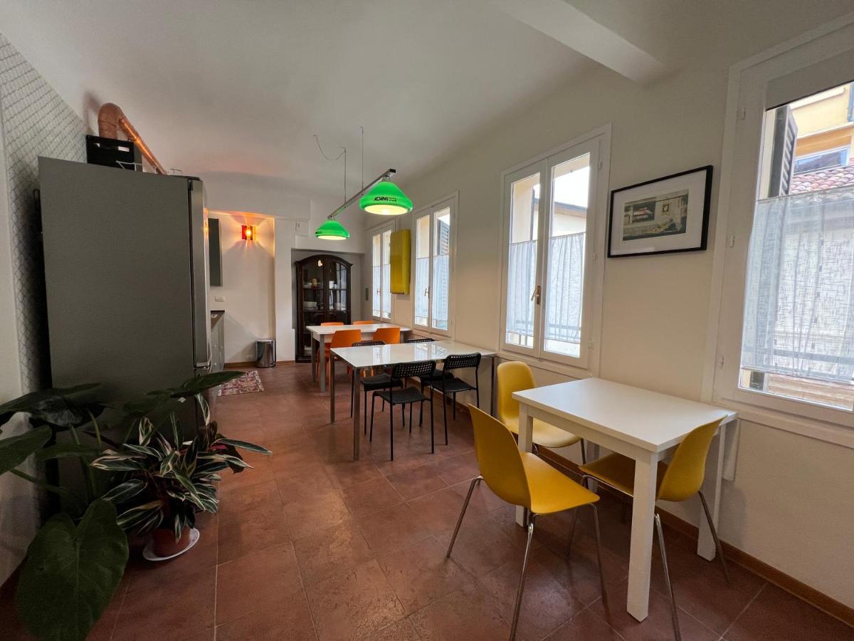 Accanto Piazza Guest house *
