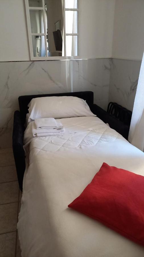 1-tourist House Bologna-cefalonia - Self Check-in