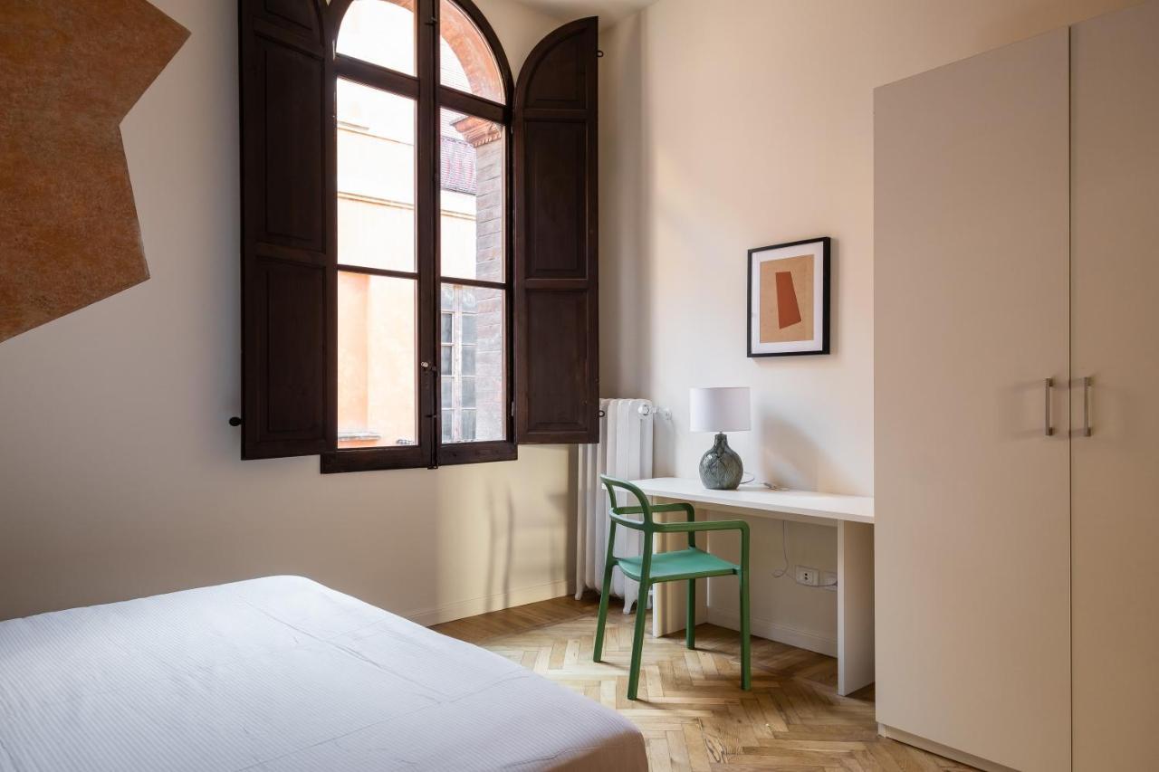 Apartment D'azeglio Nel Salotto Di Bologna