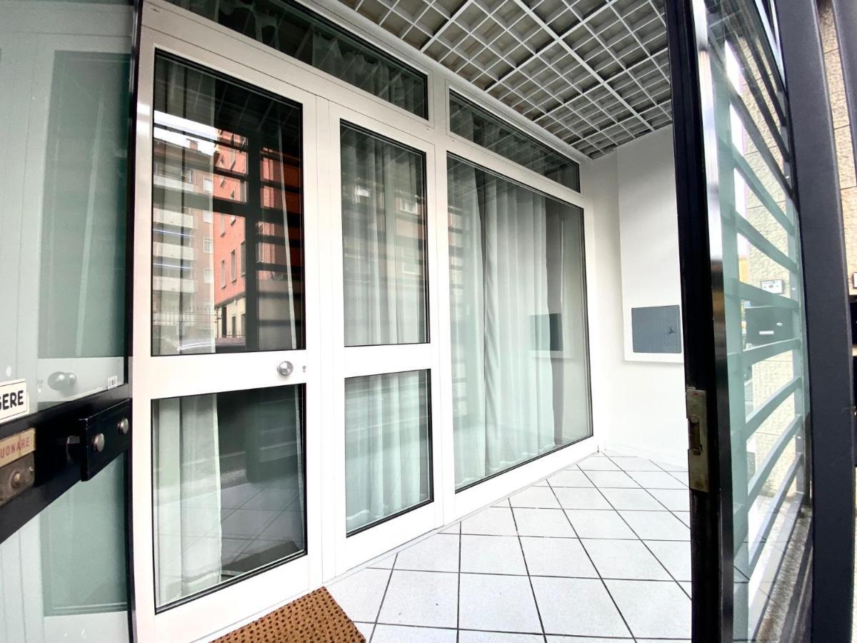 Crespi In Fiera Apartment