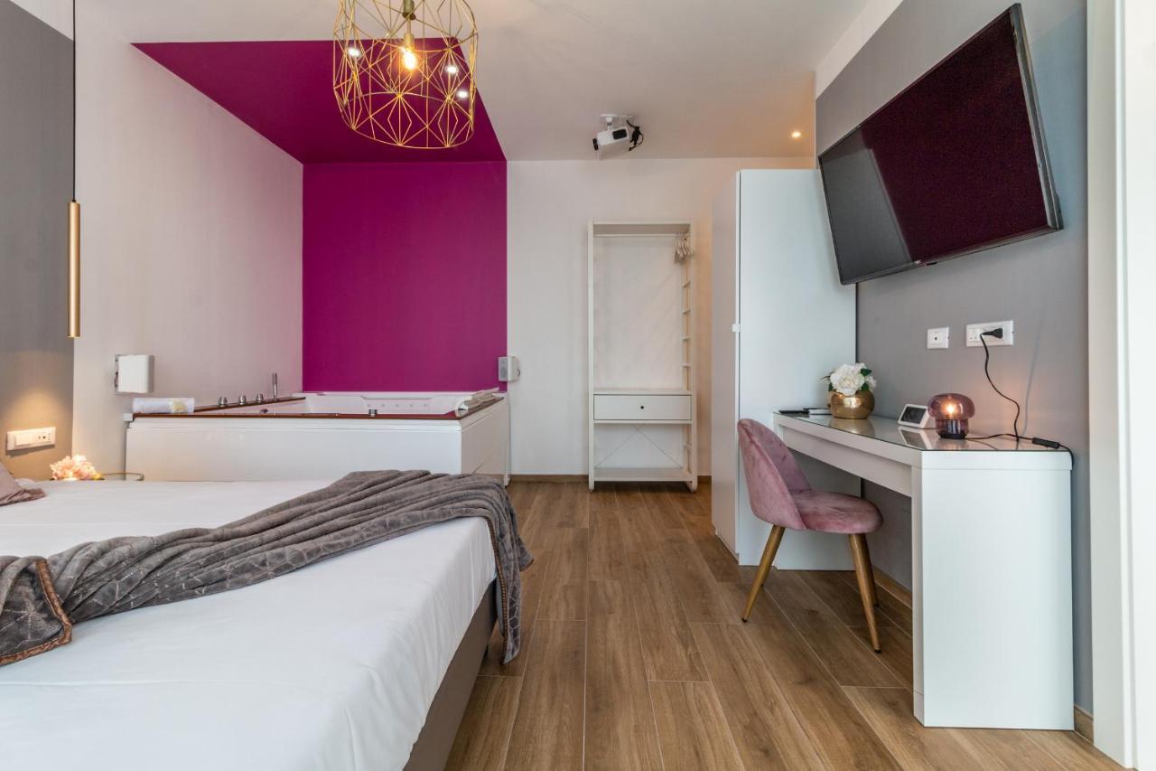 4 Star - Self Check-in Guest house
