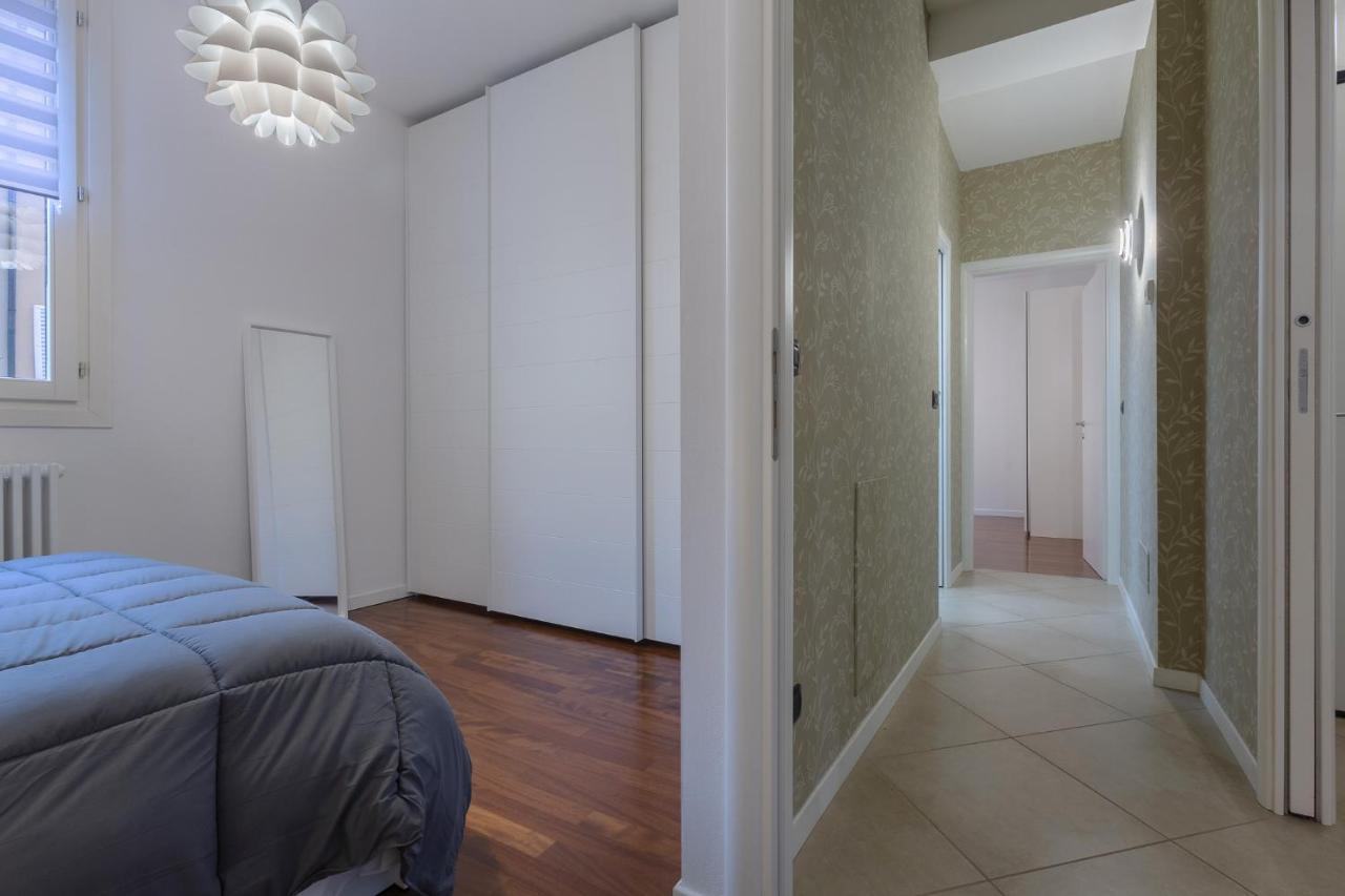 Crocetta Certosa Con Balcone Apartment Bologna