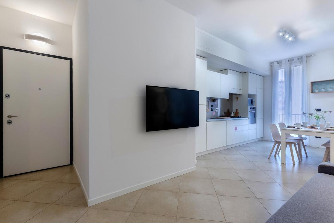 Apartment Crocetta Certosa Con Balcone *