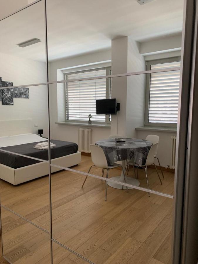 Apartment Monolocale La Maison - Ospedale Maggiore *