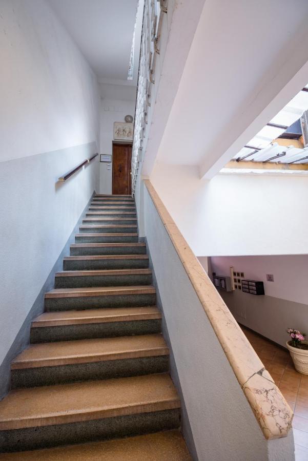 Residenza Due Torri Check In Presso Vicolo Cattani 7 Affittacamere Bologna