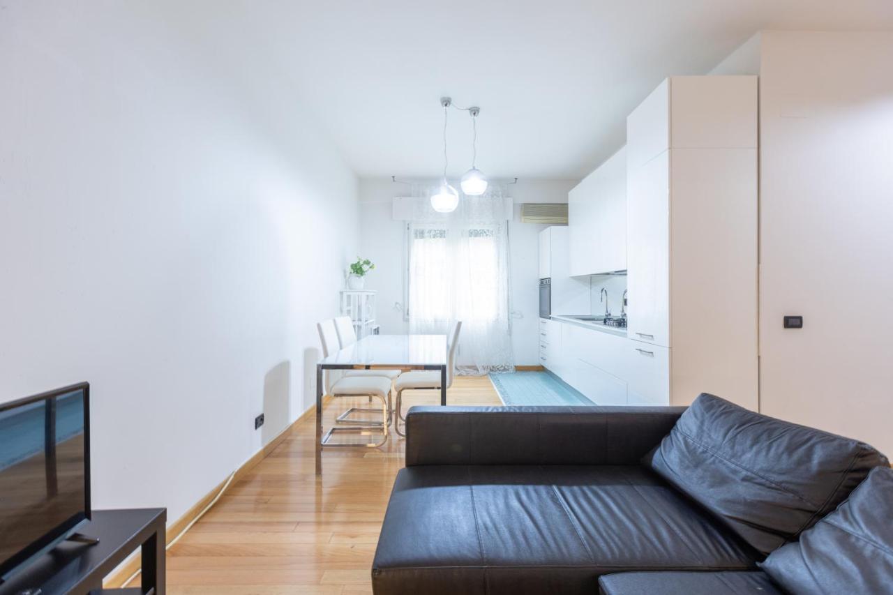 Cesare, By Short Holidays Apartment