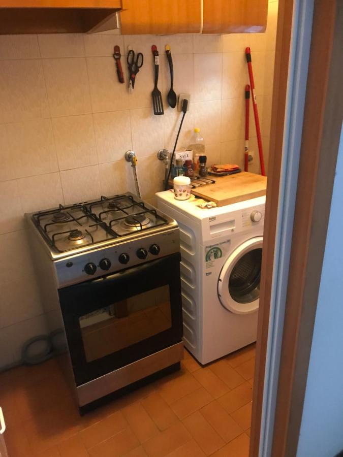 Apartment 4 Posti Letto In Zona Tranquilla E Ben Servita, Un Matrimoniale E Un Divano Letto Matrimoniale Facebook Massimo Bobo Aquili Bologna
